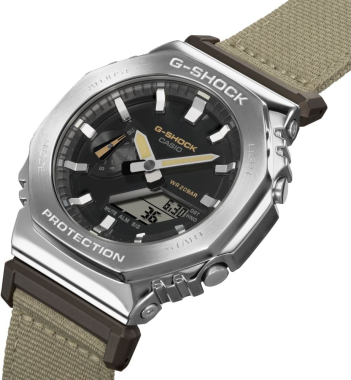 Casio GM-2100C-5ADR Saat