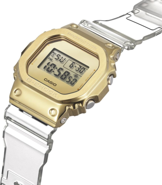 Casio GM-5600SG-9DR Saat