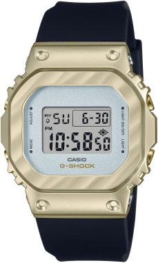 Casio GM-S5600BC-1DR Saat